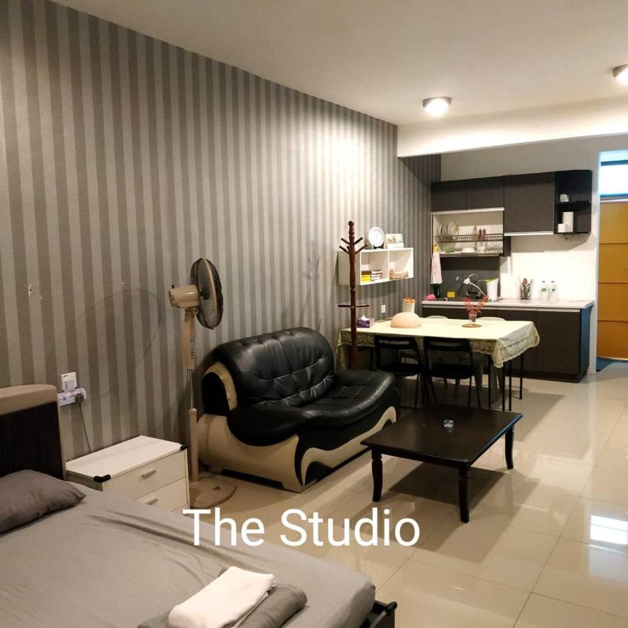 Private Guest Studio Homestay Kampar Extérieur photo